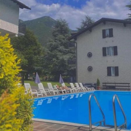 Residence Catullo Bezzecca Kültér fotó