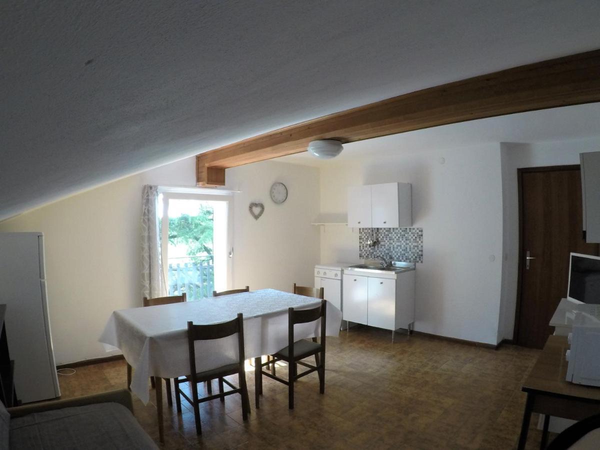 Residence Catullo Bezzecca Kültér fotó
