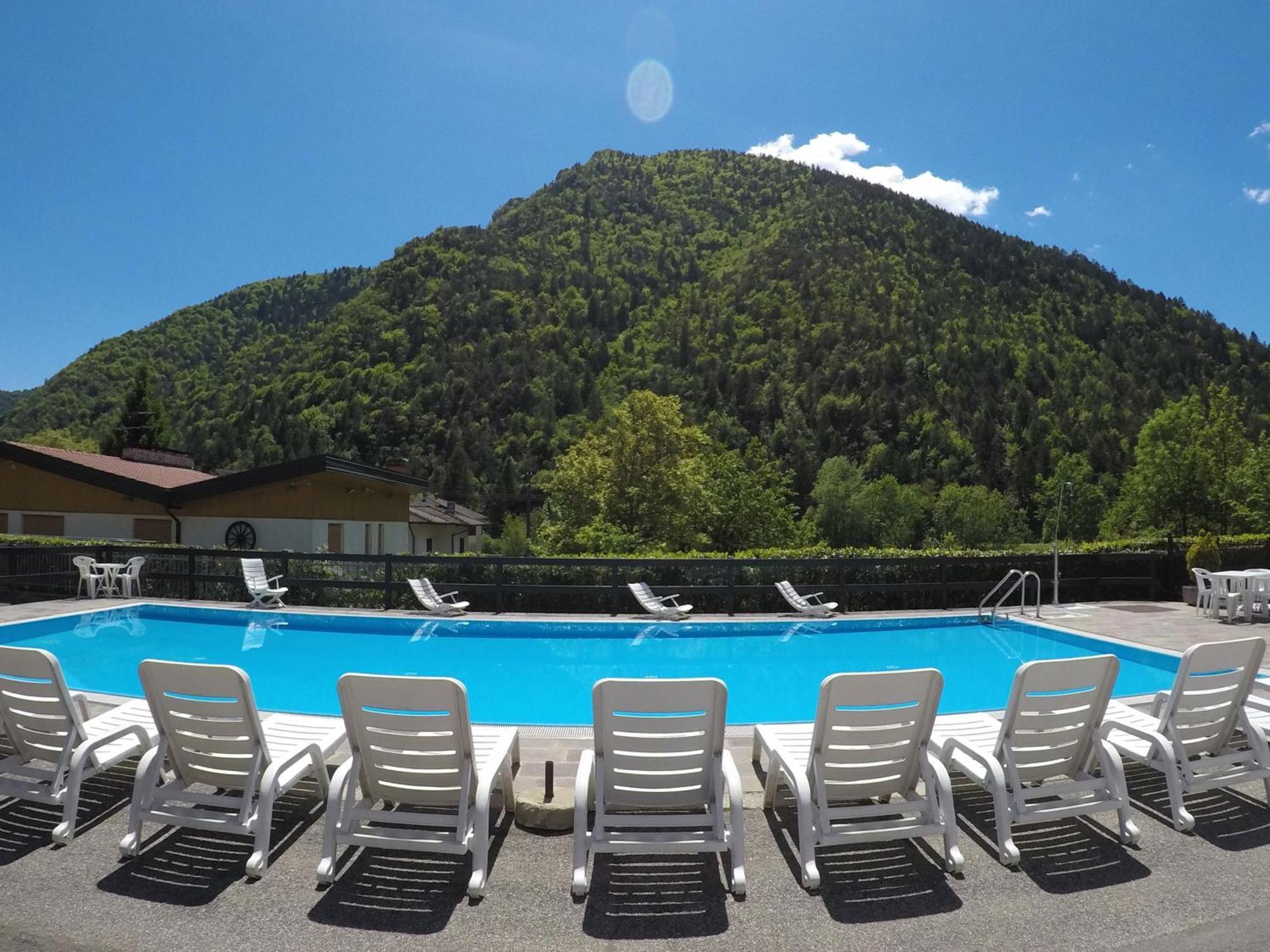 Residence Catullo Bezzecca Kültér fotó